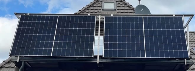 Balkonkraftwerk am Gitterbalkon