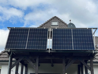 Balkonkraftwerk Gitterbalkon Komplettset: 2 Module (900 Wp)